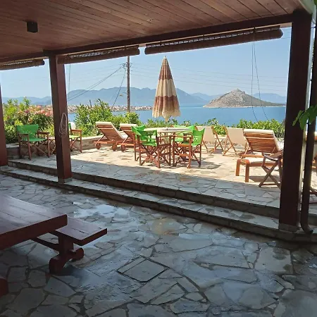 Fantastic House With A Wonderful View Of The Sea *